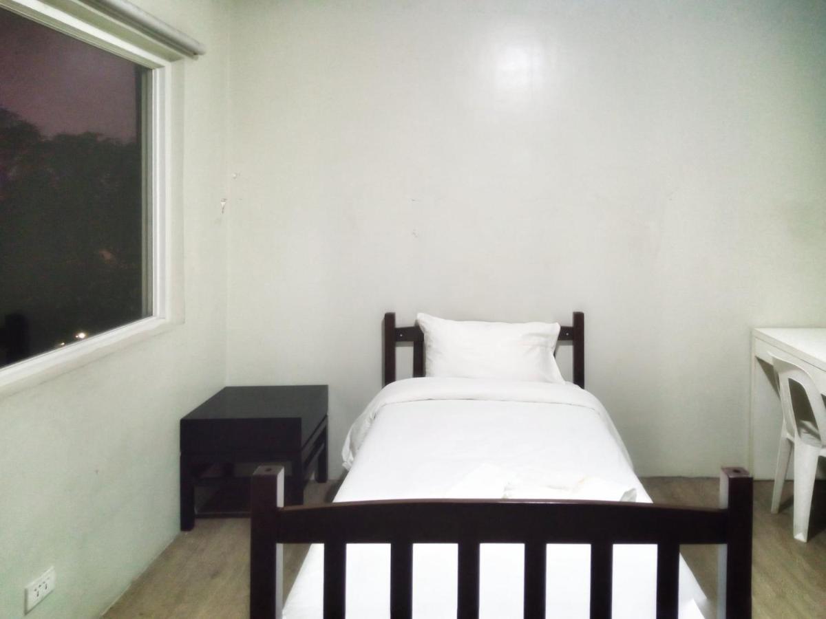 White Knight Hotel Saint Anne Manila Exterior foto